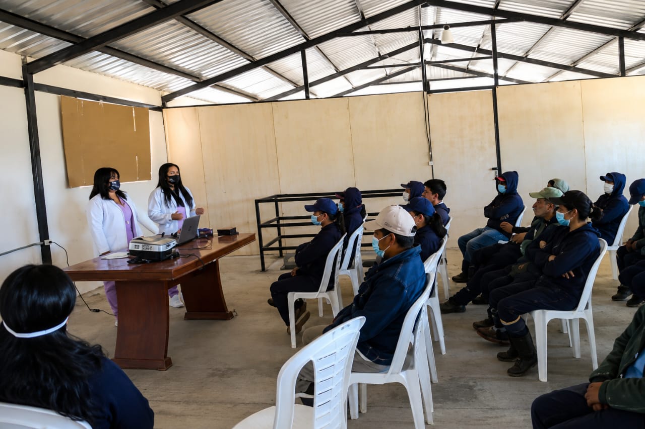 Marcador de posición — pendiente foto real de taller de manejo emocional